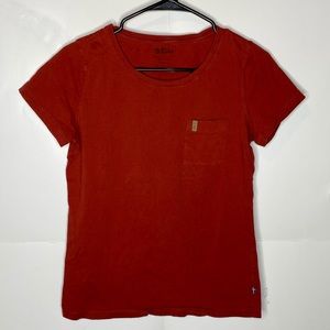 Fjall Raven brick red pocket tee t shirt S